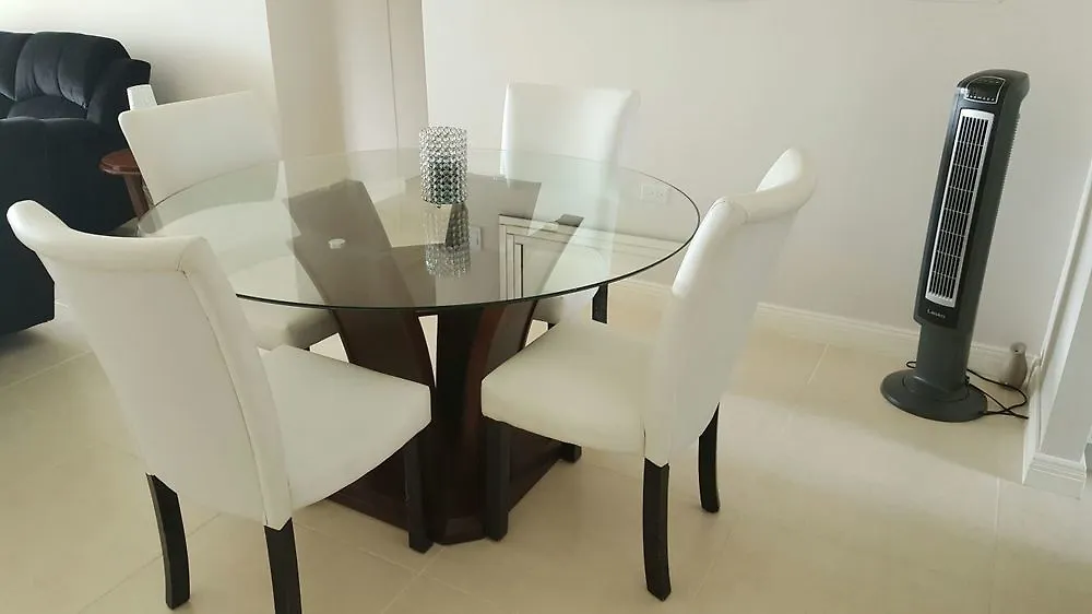 Fern Court Apartment With Oceanic View III Saint Ann's Bay