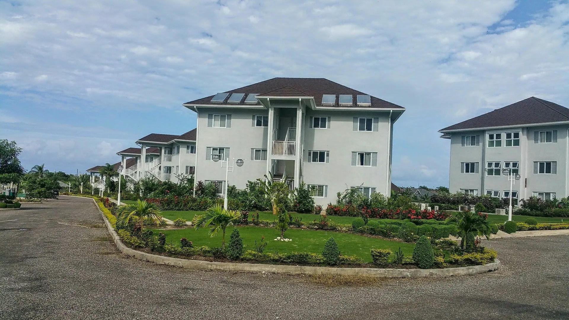 Fern Court Apartment With Oceanic View III Saint Ann's Bay